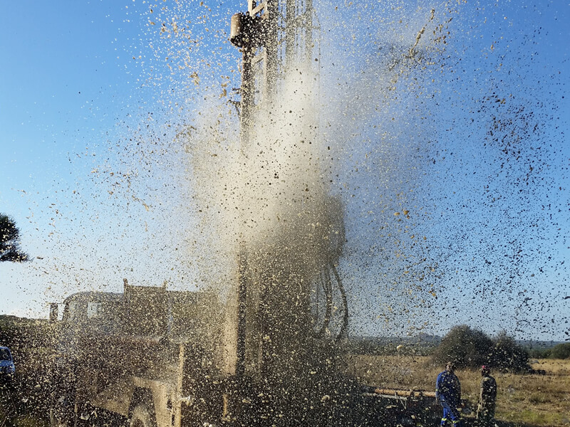 drilling truck water spray